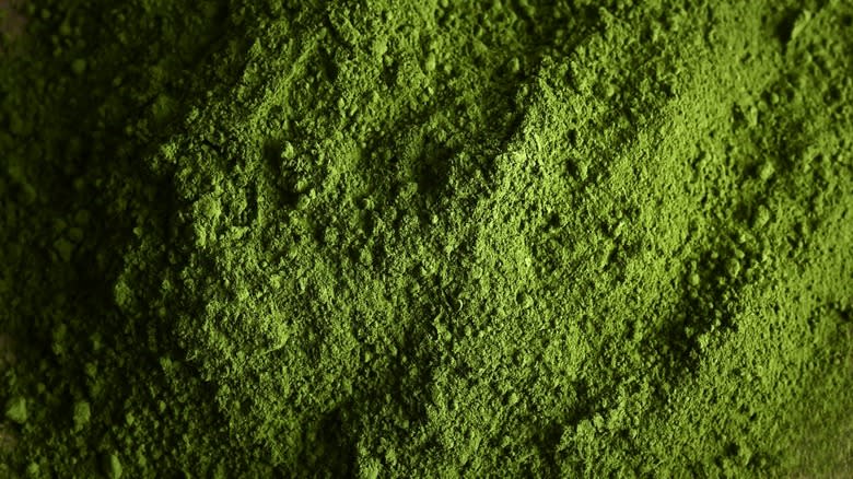 Green powder