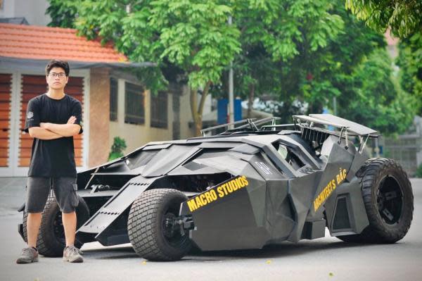 Estudiante universitario construye el batimovil de 'Batman: El Caballero de  la noche'