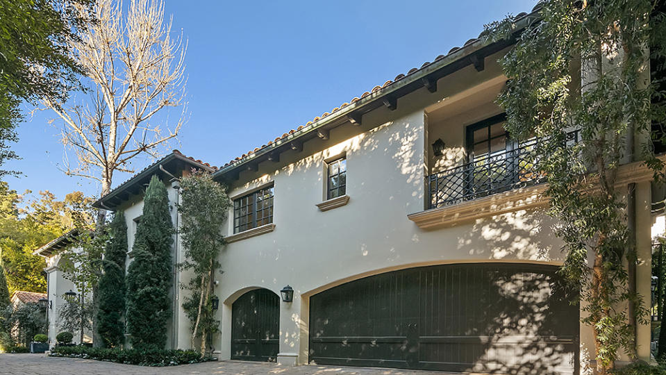 Sofia Vergara, Joe Manganiello’s LA Home Exterior