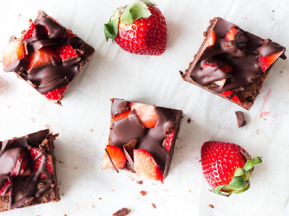 <strong>Get the <a href="http://www.ifyougiveablondeakitchen.com/2017/01/27/chocolate-covered-strawberry-brownies/" target="_blank">Chocolate Covered Strawberry Brownies recipe</a> from If You Give A Blonde A Kitchen</strong>
