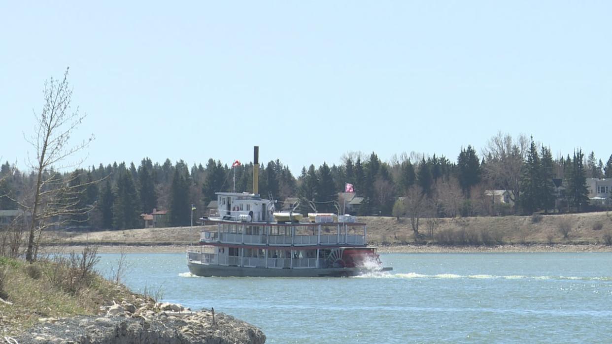 The SS Moyie will ply the waters of Glenmore Reservoir seven days a week this summer. (Dave Gilson/CBC - image credit)