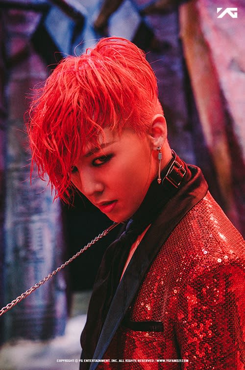 G-Dragon Got the Spotlight at Chanel Fashion Show