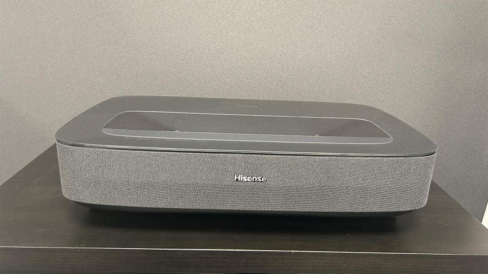 Ultra short-throw projector: Hisense PL1TUK