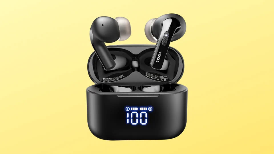 Estos audífonos Tozo cambian las reglas del juego en lo que respecta a la duración de la batería. (Foto: Amazon)