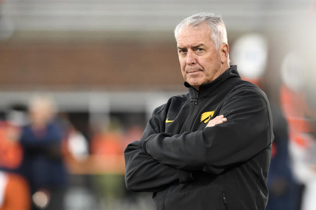 CHAMPAIGN, IL - OCTOBER 08: Iowa Hawkeyes athletic director Gary Barta looks on during the college football game between the Iowa Hawkeyes and the Illinois Fighting Illini on October 7, 2022, at Memorial Stadium in Champaign, Illinois. (Photo by Michael Allio/Icon Sportswire via Getty Images)