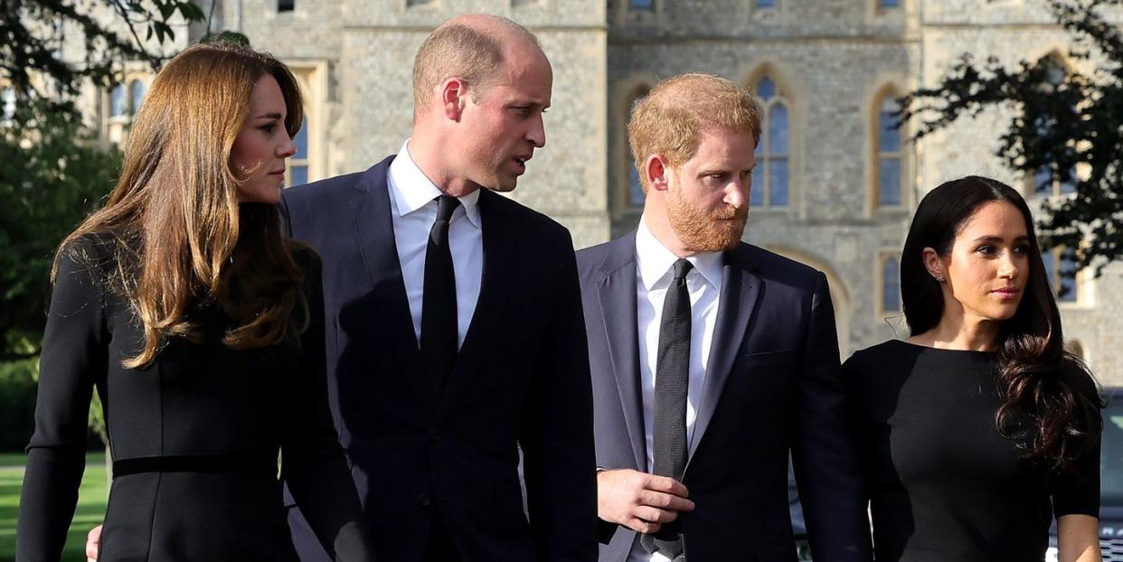 windsor, england   september 10 catherine, princess of wales, prince william, prince of wales, prince harry, duke of sussex, and meghan, duchess of sussex on the long walk at windsor castle arrive to view flowers and tributes to hm queen elizabeth on september 10, 2022 in windsor, england crowds have gathered and tributes left at the gates of windsor castle to queen elizabeth ii, who died at balmoral castle on 8 september, 2022 photo by chris jacksongetty images