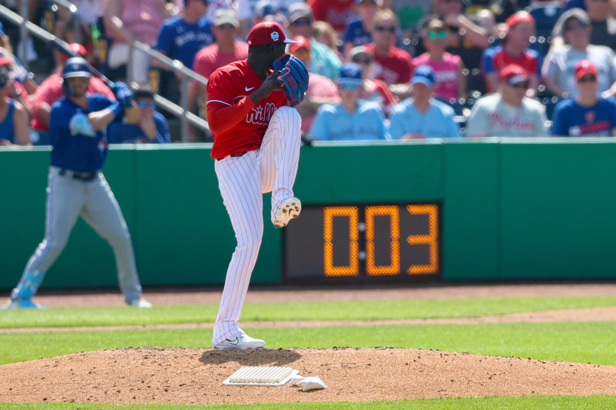 Cardinals on the clock shopping for pitching and 'future success