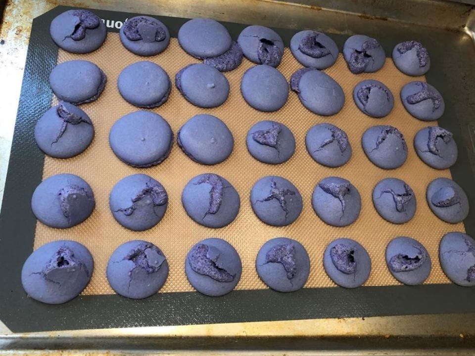 baking fails macarons