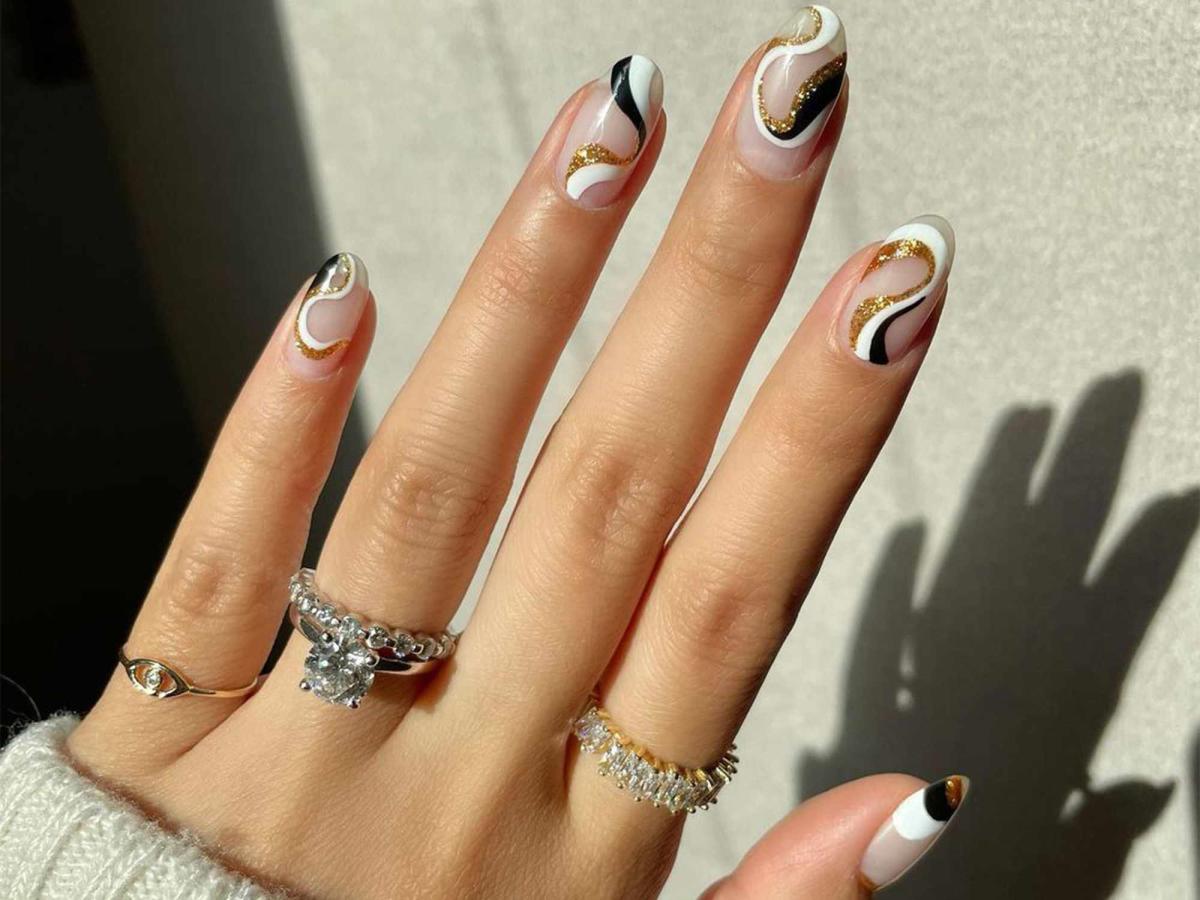 15 Bow Nail Designs Fitting for the Ribbon Renaissance