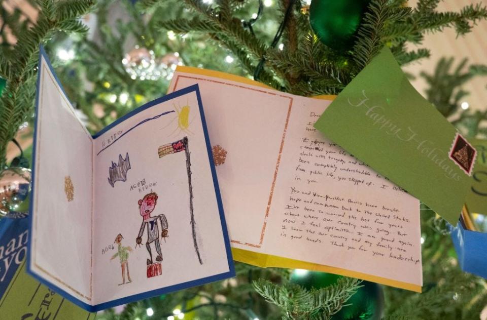 Letters to Joe Biden on a White House Christmas tree.