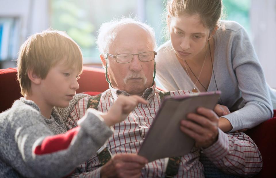 Programs that bring young and old together help foster meaningful relationships across generational divides. (Shutterstock)