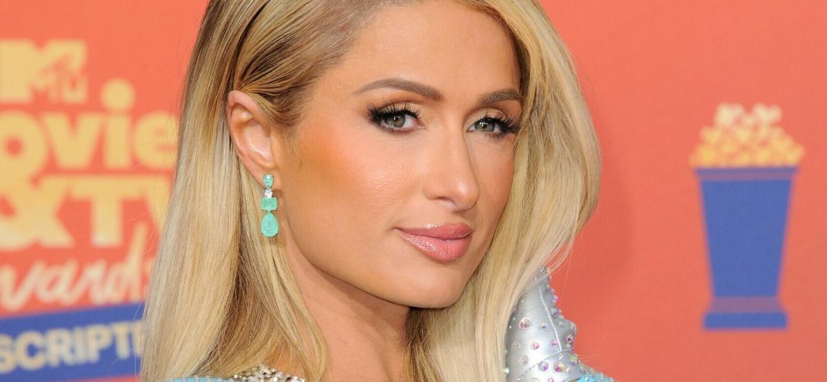 Paris Hilton's New Cookware Collection Has Us Totally 'Sliving