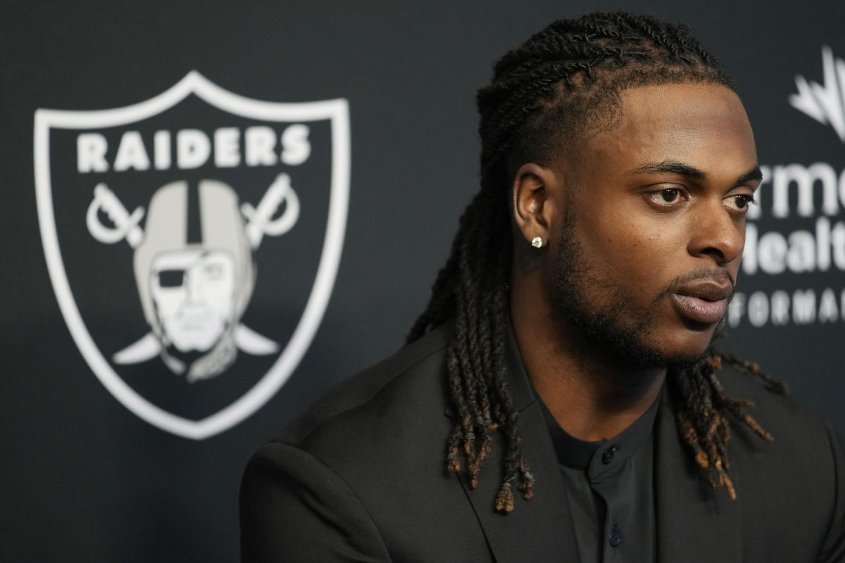 Davante Adams seeks to see Kevin Durant in a Raiders jersey