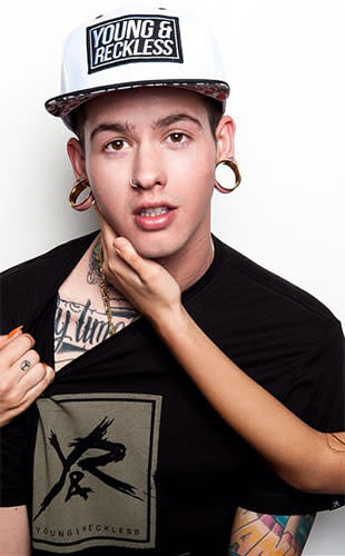 T.MILLS - Hollywood Official 