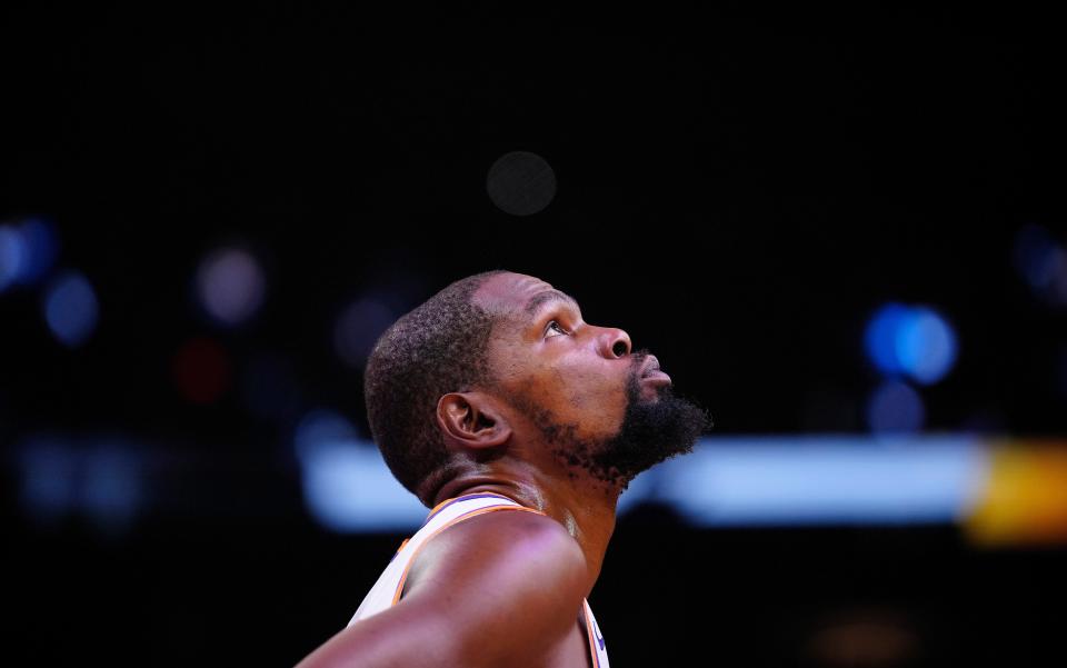 Will Kevin Durant and the Phoenix Suns beat the San Antonio Spurs on Tuesday night?