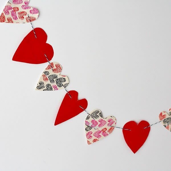 3-D Heart Paper Garlands - Easy DIY Valentine Decorations - Miss Bizi Bee