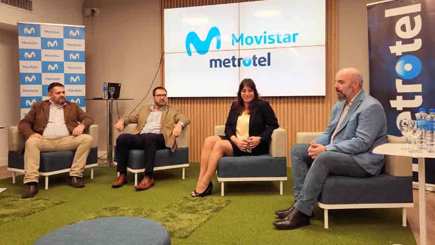Ejecutivos de Movistar y Metrotel hicieron el anuncio de la alianza.