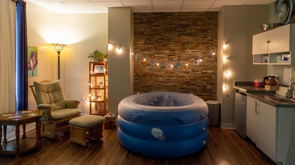 A birthing pool is available in all birthing rooms at the Atlanta Birth Center. - Alyssa Pointer for CNN