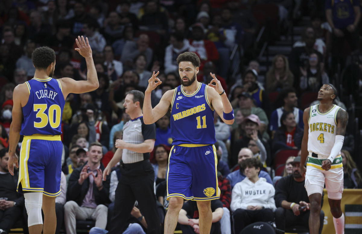 Klay Thompson dominates, Warriors beat Rockets - Golden State Of Mind