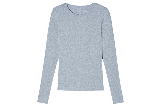 <p>Everlane</p>