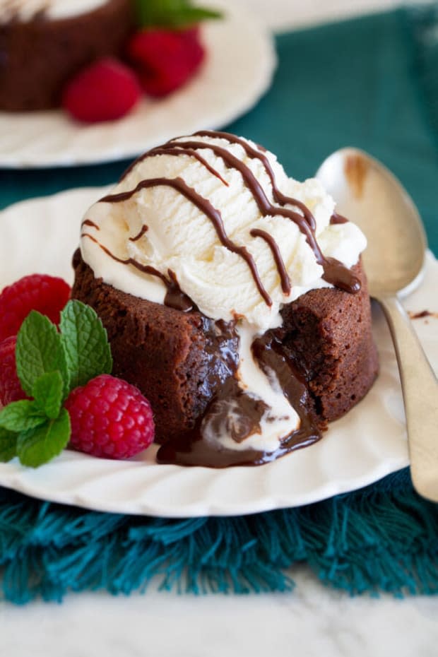 <p><a href="https://www.cookingclassy.com/molten-chocolate-lava-cakes/" rel="nofollow noopener" target="_blank" data-ylk="slk:Cooking Classy" class="link ">Cooking Classy</a></p>