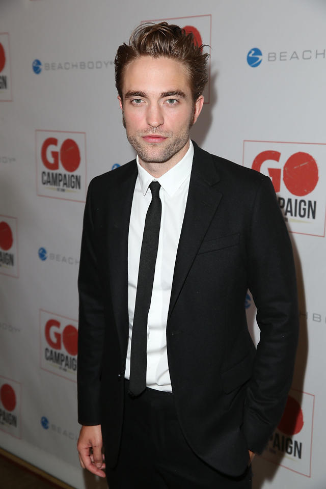 Robert Pattinson Is Making a Strong Case for Big Suits and Untucked Shirts