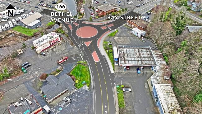 Design visualization of a roundabout at Bethel Avenue and Bay Street.