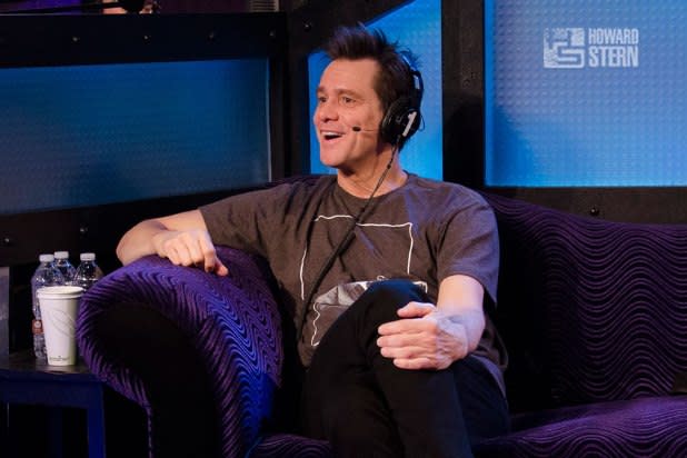 7 Definitely Not Dumb Things We Learned About Jim Carrey on ‘Howard Stern’ (Audio)