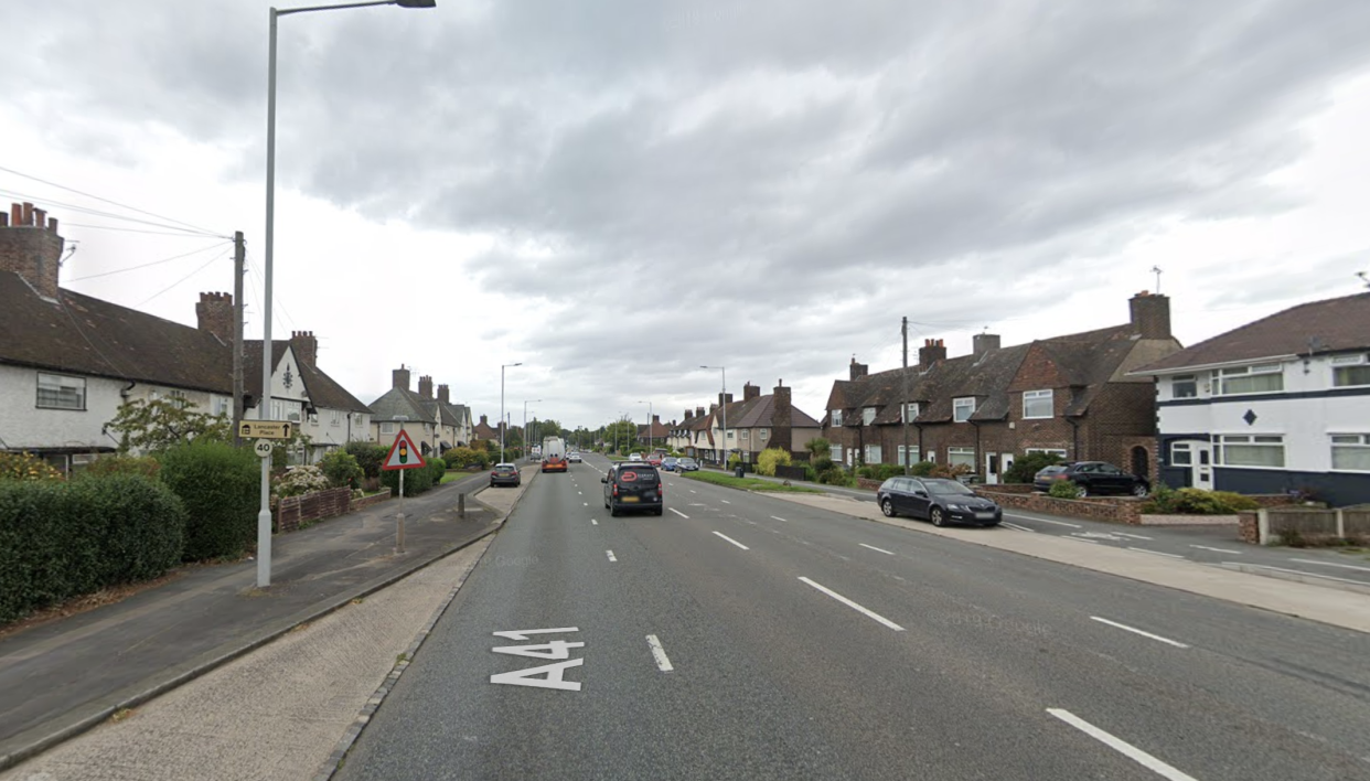 Police were called to New Chester Road in Birkenhead. (Google Maps)