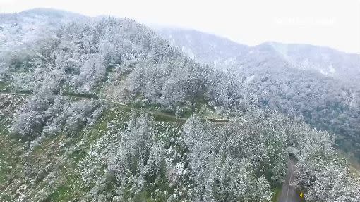 周四、周五高山有機率降雪。（圖／資料照）