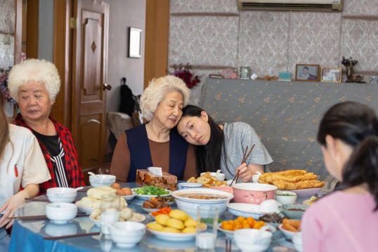 Awkwafina and Shuzhen Zhao in 'The Farewell'