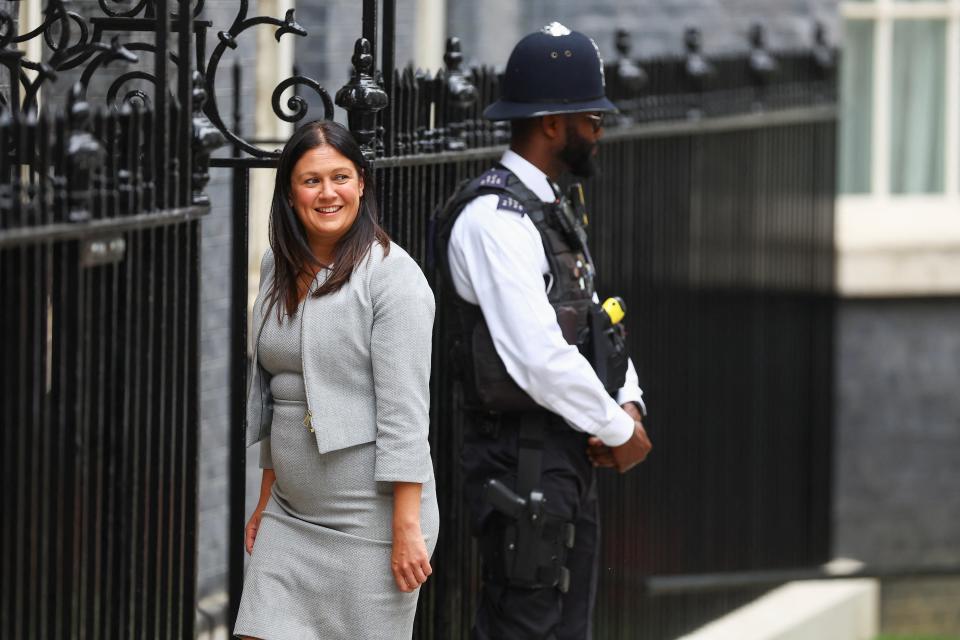 Lisa Nandy arriving at No10 (REUTERS)