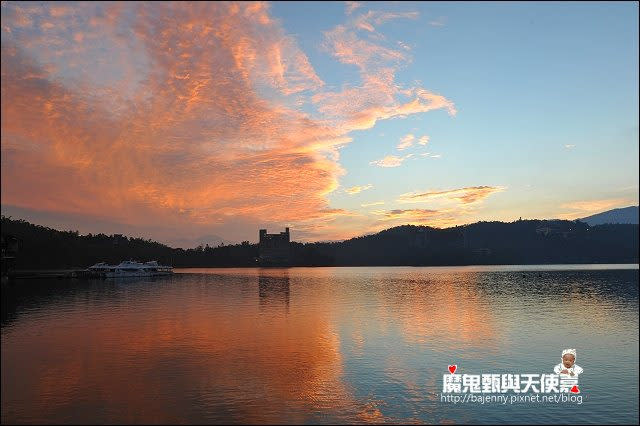 《南投景點美食》日月潭朝霧碼頭日出 埔里鹹油條 恆吉城早餐店蔥油餅加蛋