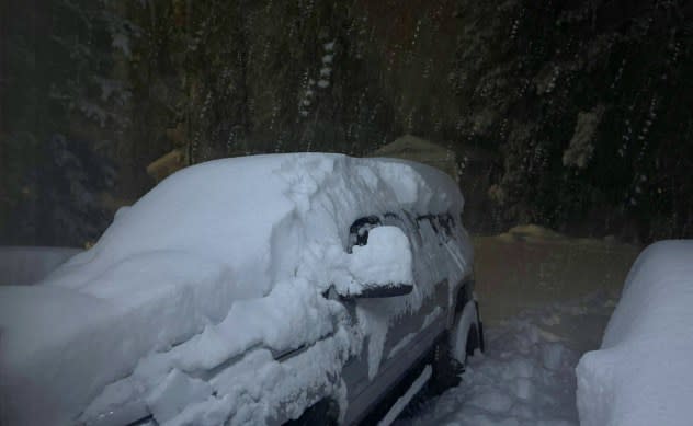 More than 17 inches of snow had piled up in the Kananaskis Valley, Alberta, Canada area on April 30. (@Washed_Up)