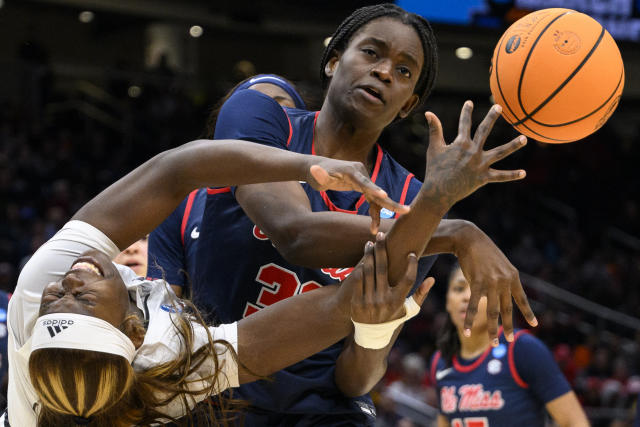 Louisville vs. Ole Miss - Sweet 16 NCAA tournament extended