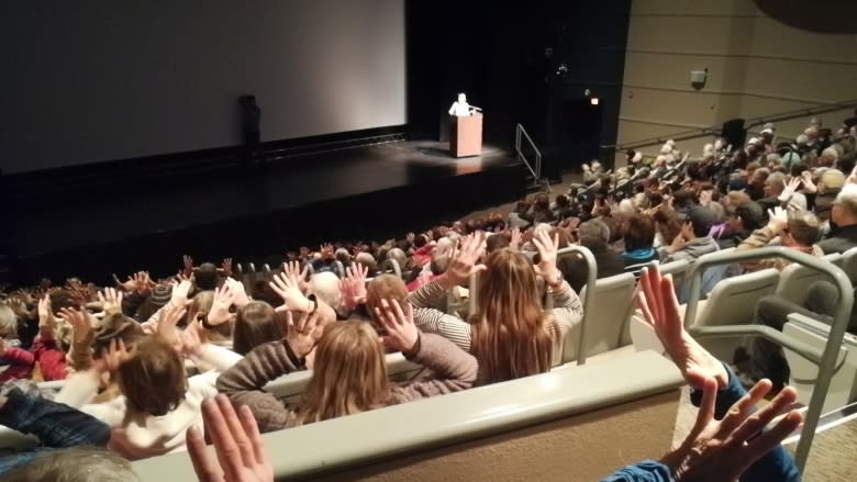 Big crowds turn up in Whitehorse for debut of documentary on Porcupine caribou