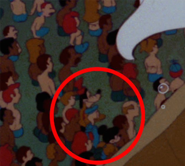Not only is Mickey spotted here, but Donald and Goofy too! 