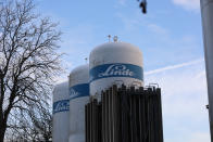 <p>La capitalización de mercado de Linde era a cierre de junio de 2022 de 145.200 millones de euros. Esta multinacional química con sede en Reino Unido se dedica a la fabricación de gases industriales. (Foto: Jeremy Moeller / Getty Images).</p> 