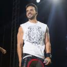 <p>El intérprete de “Despacito” tiene una sonrisa sincera y romántica que irradia energía positiva./ Foto: Instagram <a rel="nofollow noopener" href="https://www.instagram.com/luisfonsi/" target="_blank" data-ylk="slk:luisfonsi;elm:context_link;itc:0;sec:content-canvas" class="link ">luisfonsi</a> </p>