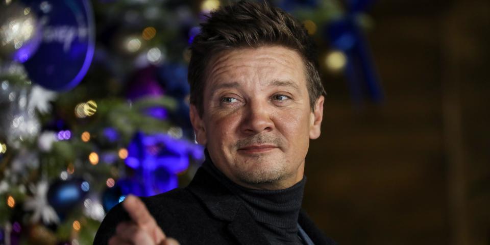 Jeremy Renner pointing