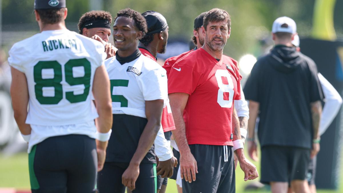 Aaron Rodgers calls this year’s Jets camp “much harder” than last year’s