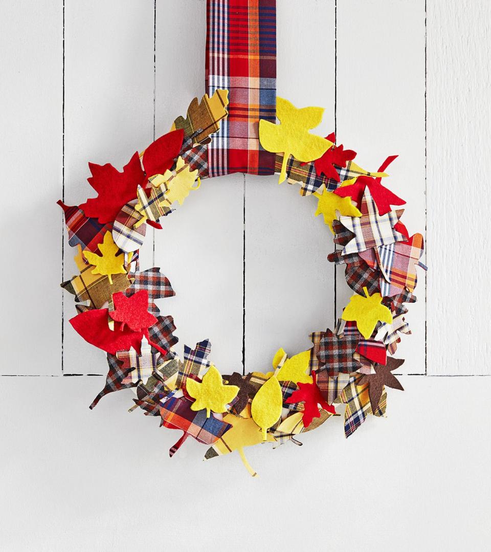 Playful Plaid Leaves