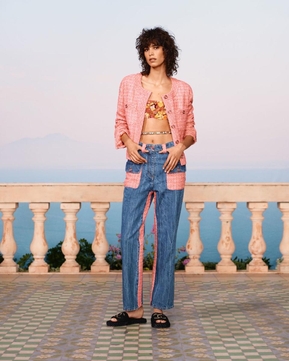 See Every Look From Chanel's Cruise 2021 Collection