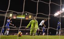 <p>Britain Football Soccer – Tottenham Hotspur v Chelsea – Premier League – White Hart Lane – 4/1/17 Tottenham’s Harry Kane celebrates after Dele Alli scored their first goal as Chelsea’s Thibaut Courtois looks dejected Reuters / Dylan Martinez Livepic EDITORIAL USE ONLY. No use with unauthorized audio, video, data, fixture lists, club/league logos or “live” services. Online in-match use limited to 45 images, no video emulation. No use in betting, games or single club/league/player publications. Please contact your account representative for further details. </p>