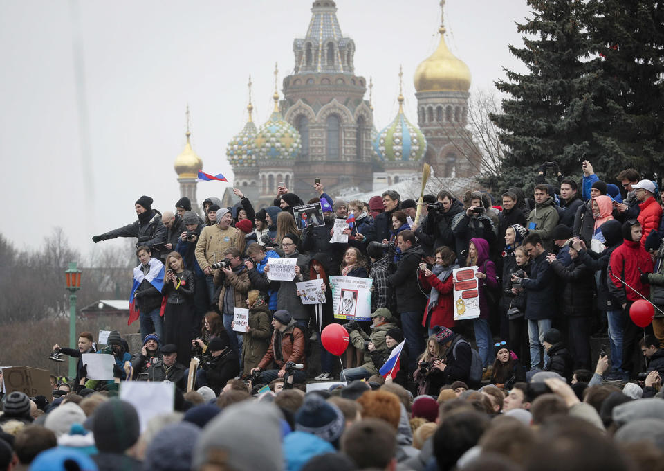 Protests nationwide bring thousands to Russia’s streets