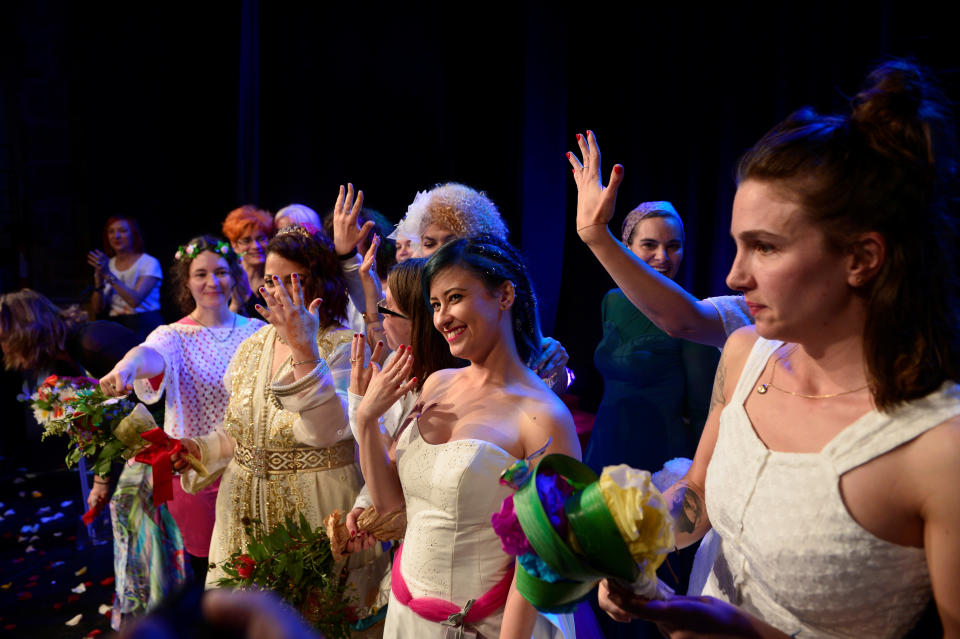 Muchas mujeres celebran ceremonias simbólicas de automatrimonio para demostrar que el amor que sienten hacia sí mismas es el eje de sus vidas (Foto: Reuters)  