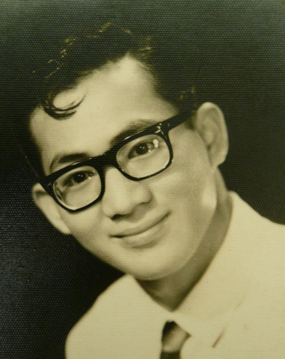 雨弦18歲高中畢業1967