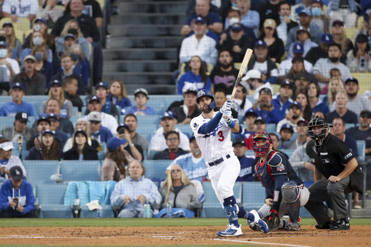 MLB Postseason Score: Chris Taylor helps power Dodgers back to Atlanta -  Over the Monster