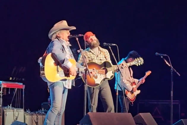 Dwight Yoakam and Post Malone - Credit: YouTube