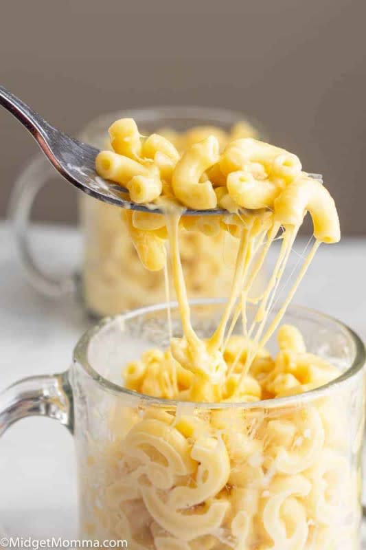 <p>Midget Momma</p><p>Think instant mac and cheese cups with one major difference; this one is delicious.</p><p><strong>Get the recipe: <a href="https://www.midgetmomma.com/homemade-easy-mac" rel="nofollow noopener" target="_blank" data-ylk="slk:Microwave Mac And Cheese;elm:context_link;itc:0;sec:content-canvas" class="link rapid-noclick-resp">Microwave Mac And Cheese</a></strong></p>